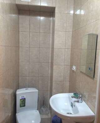 Гостиница Guest house on Krasnodarskaya Анапа Трехместный номер-5